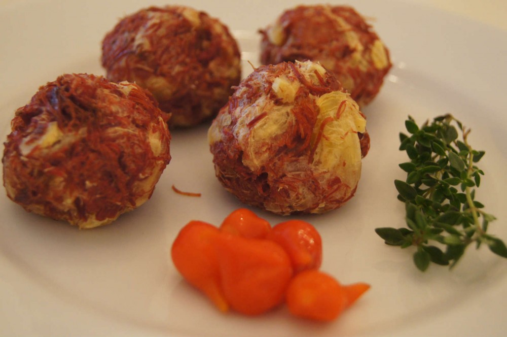 bolinho de carne seca